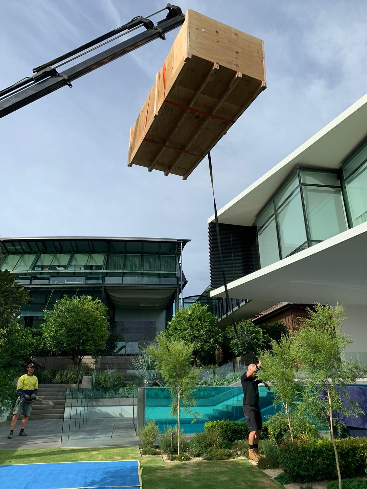 Heavy lift and craning: Spotting the load in, Melbourne