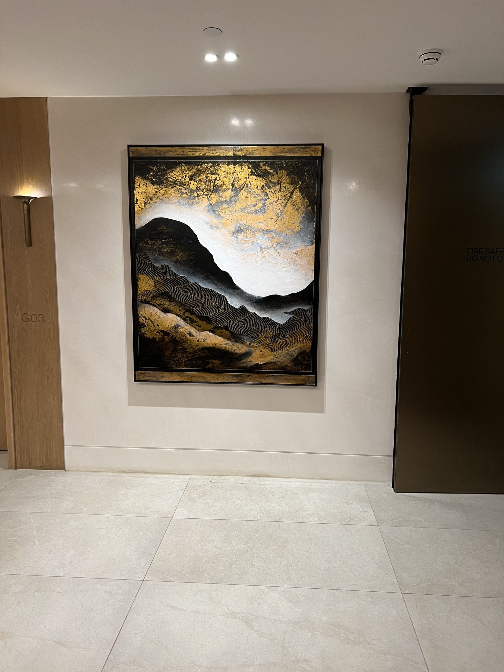 Art and gallery handling: Positioned and levelled, Melbourne